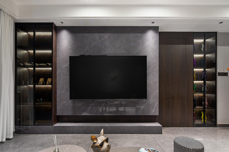 ��ɫ���ӱ���ǽ�Ķ��ִ��䷨��