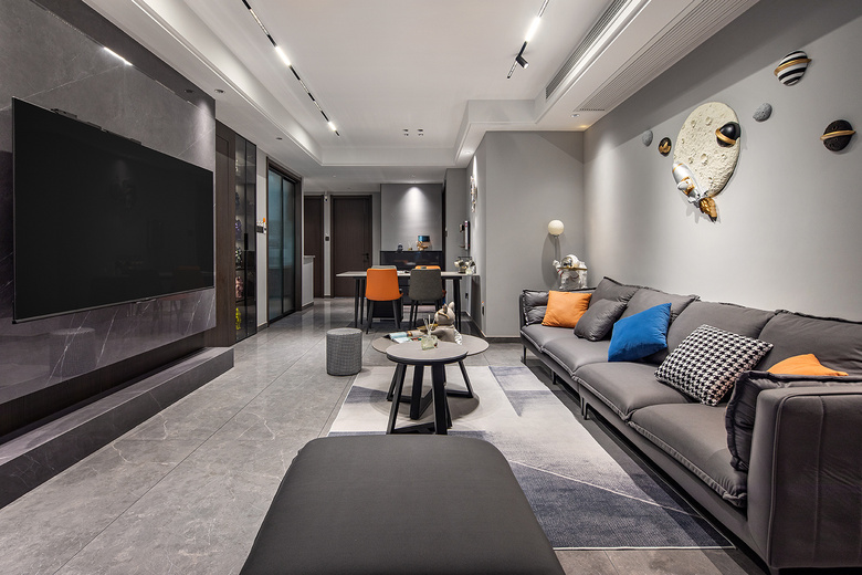 ��ɫ���ӱ���ǽ�Ķ��ִ��䷨��