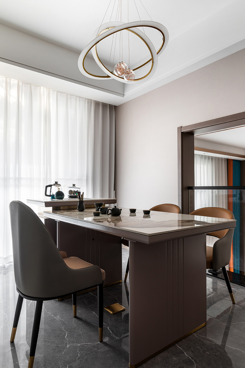 �������˵����л����ռ䣬��ͥ���Ҹ�������ƣ�