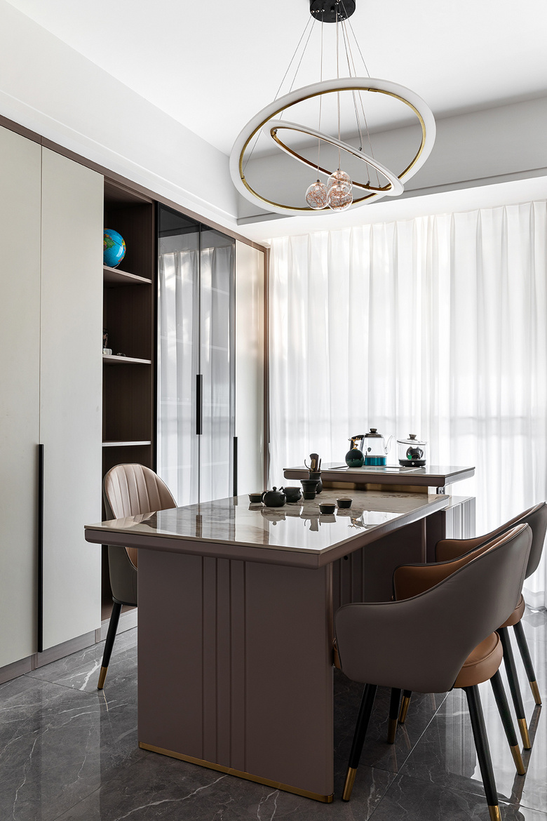 �������˵����л����ռ䣬��ͥ���Ҹ�������ƣ�