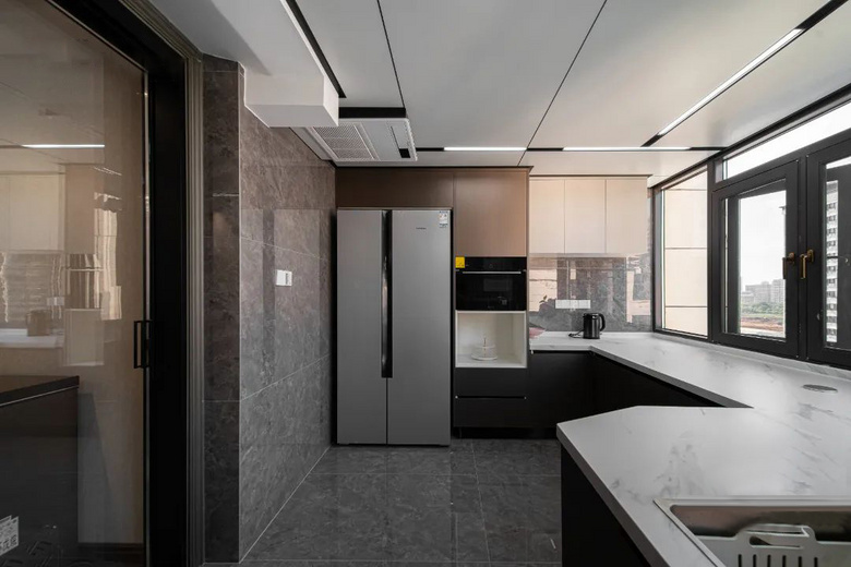 168�O�ִ���ʽլ���Լ�ԼΪ�ȣ��ÿռ䴫������������