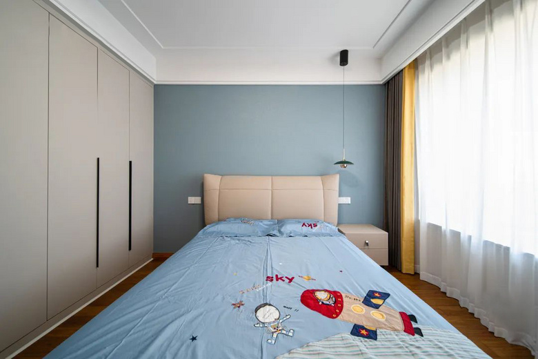 168㎡现代复式宅,以简约为度,让空间传递雅致与气度