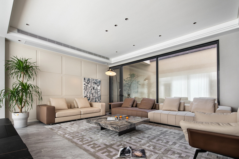 �����ڹ��е�СӰԺ����Ŀ���̽���ҵ����޿��ܣ�