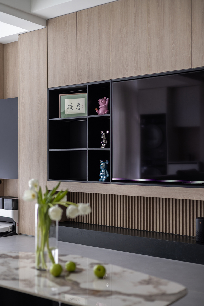 ���ɹ���ɵĵ���ǽ���⻧�˼�Ҳ̫�ᡸװ���ˣ�