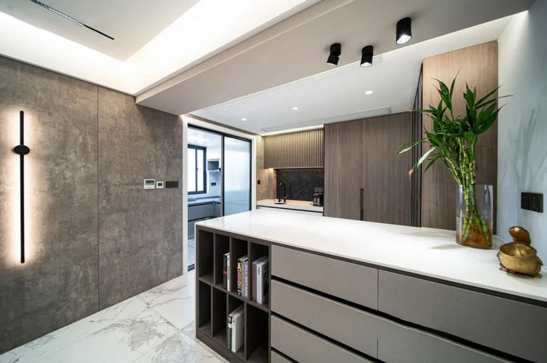 118㎡极简雅致,无主灯设计很出彩