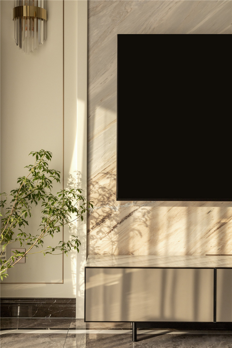 165�O���ݷ磬�ͳ�һ��+�е���ƣ��Ŵ�ռ�ס��200�O���ʶȣ�