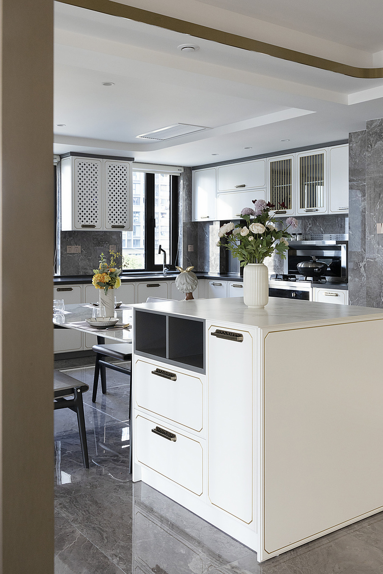 165�O���ݷ磬�ͳ�һ��+�е���ƣ��Ŵ�ռ�ס��200�O���ʶȣ�