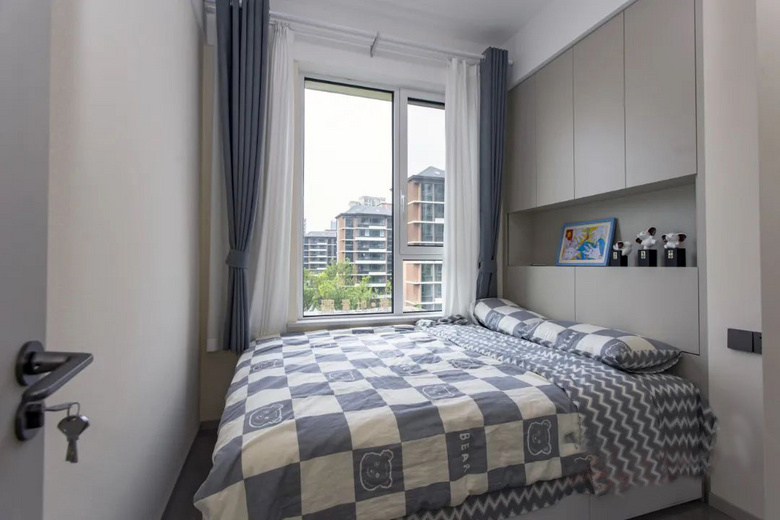 130�O�ִ���Լ����̨+��������ƣ���ʵ���������������