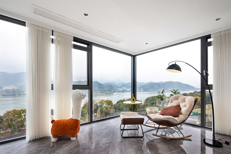 ��ƽ���޵н�����լ��ʱ������к���������