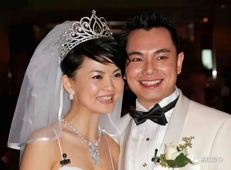 闪婚闪离，百亿女星收割机终于栽了