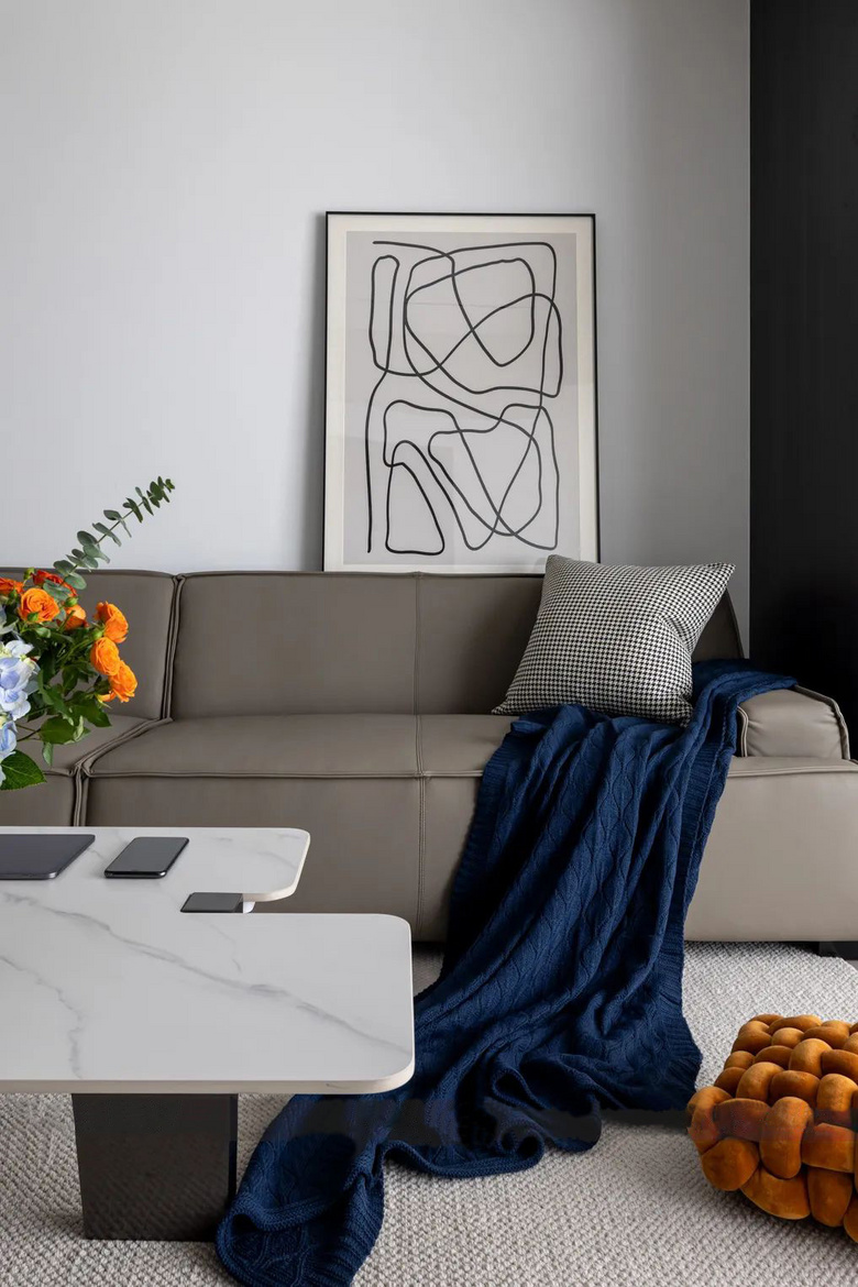 120�O��������ͷ��ƽ�������ڰ׻ұ��ֿռ�����