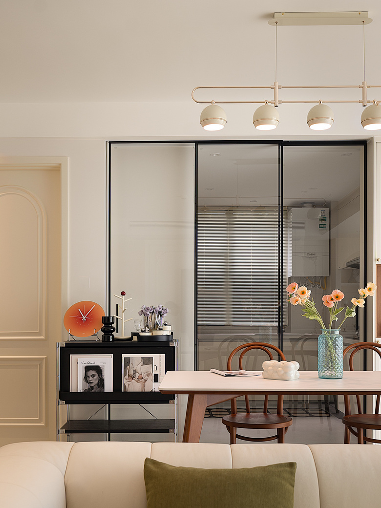 �����Ҹ��Ϲ����˸���Ů���ʦ��