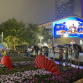 倒计时0天，定格！杭州市民冒雨就为这一刻_图2