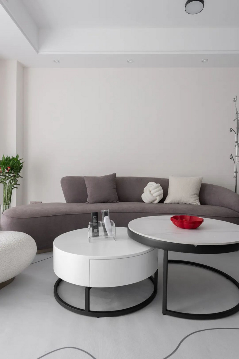 111�O��ɫ���ͷ磬�����ǳɫϵװ����ĳ���������