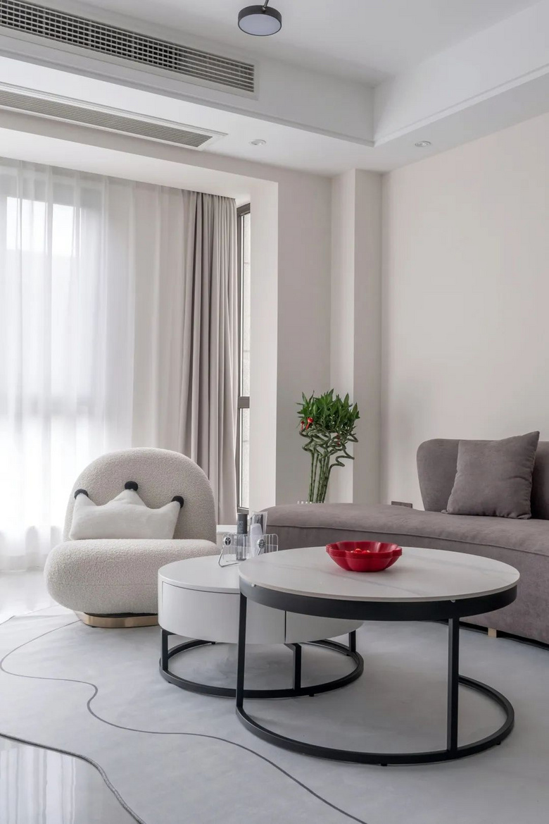 111�O��ɫ���ͷ磬�����ǳɫϵװ����ĳ���������