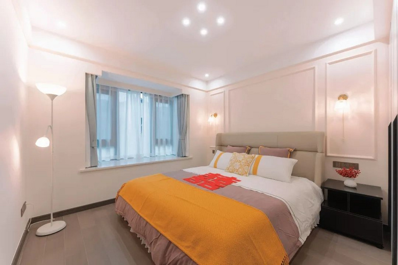 111�O��ɫ���ͷ磬�����ǳɫϵװ����ĳ���������