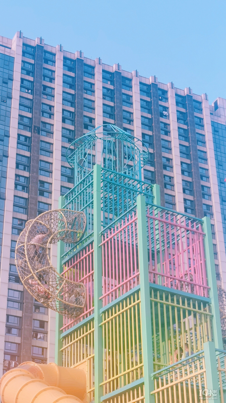 杭州下沙童宇宙亲子游乐园，户外溜娃好地方，可以搭帐篷哦！