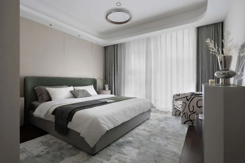 160�O�ִ���װ�ޣ����������˼�߹�����߼��е�ʱ��֮�ң�