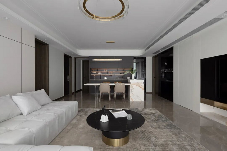 160�O�ִ���װ�ޣ����������˼�߹�����߼��е�ʱ��֮�ң�