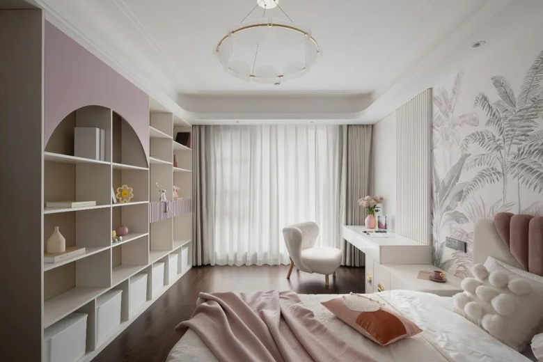 160�O�ִ���װ�ޣ����������˼�߹�����߼��е�ʱ��֮�ң�