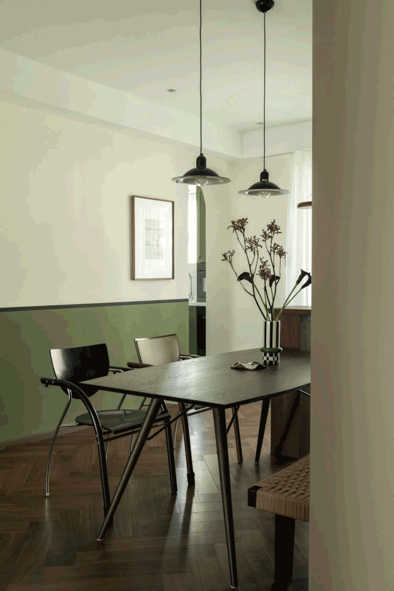 ����ɫ��+����+�ٱ�Ԫ�ع������¼ң����������󸴹ŷ���ը��