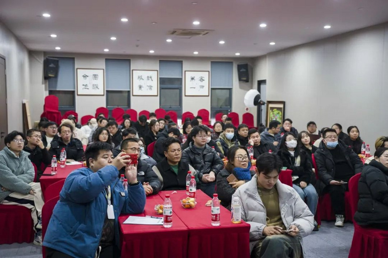 ����ѧ��֪ ����ٷ�չ | ����װ�ο�չ����������Ч��ѵ