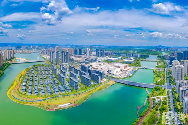 ��̩����������վ�����µ���ü����������Ų�������