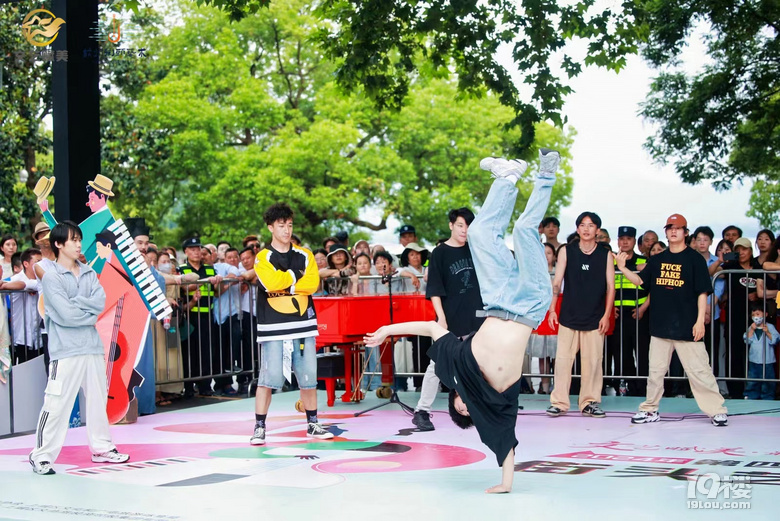 200多位街頭表演達(dá)人匯集,第四屆杭州市街頭藝術(shù)匯演拉開(kāi)帷幕