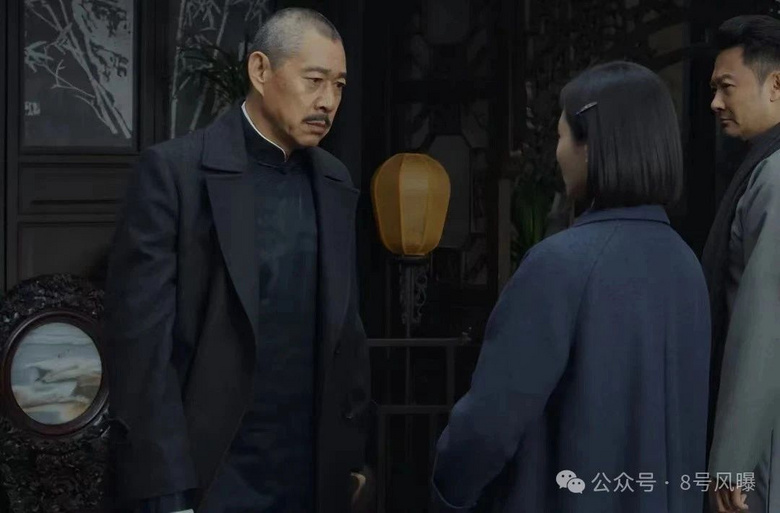 “谍战”变“谍偶”多角恋就够无语了，老带新也带不起来“拖油瓶