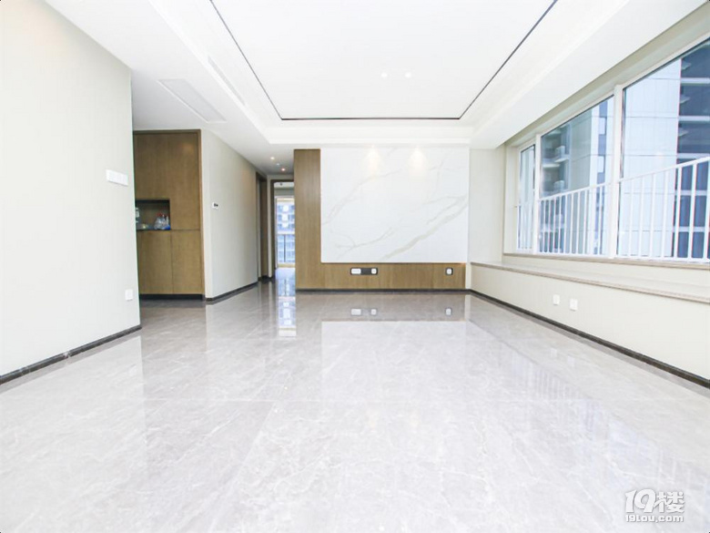文晖板块嘉里旁，滨江品质高端住宅，蓝宝石水系双地铁