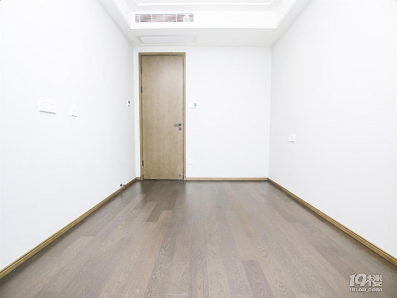 文晖板块嘉里旁，滨江品质高端住宅，蓝宝石水系双地铁