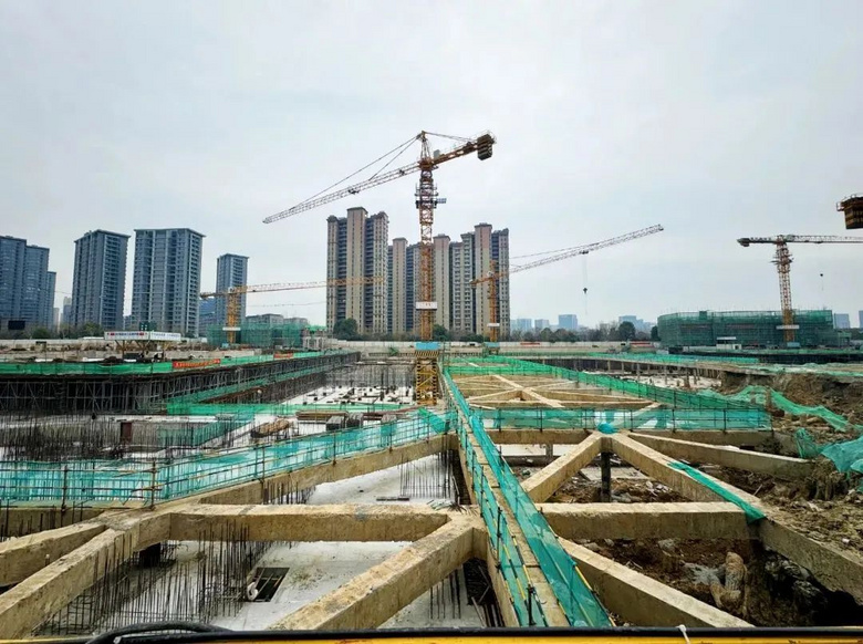 住保走基層:復(fù)工啟航譜新篇,建設(shè)“好房子”在路上