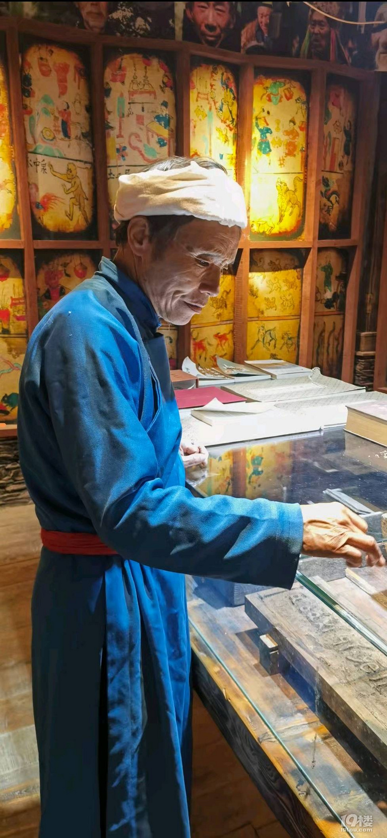 千年黄泥羌寨 云上萝卜古城