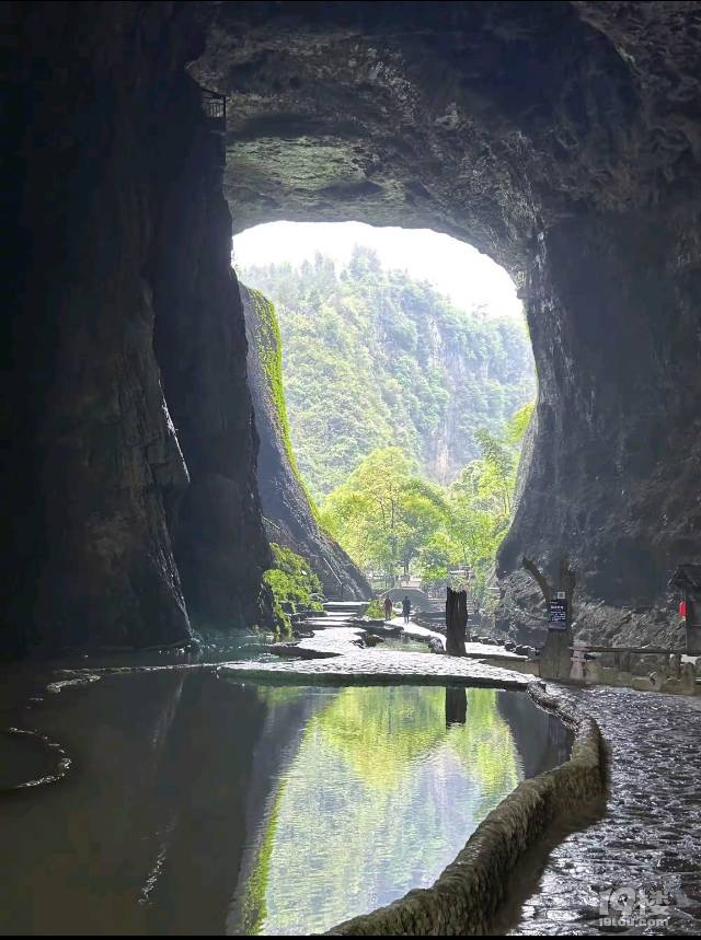 龔灘古鎮(zhèn)與酉陽桃花源