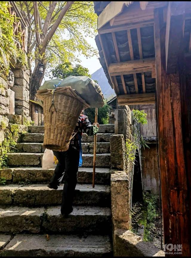 龔灘古鎮(zhèn)與酉陽桃花源