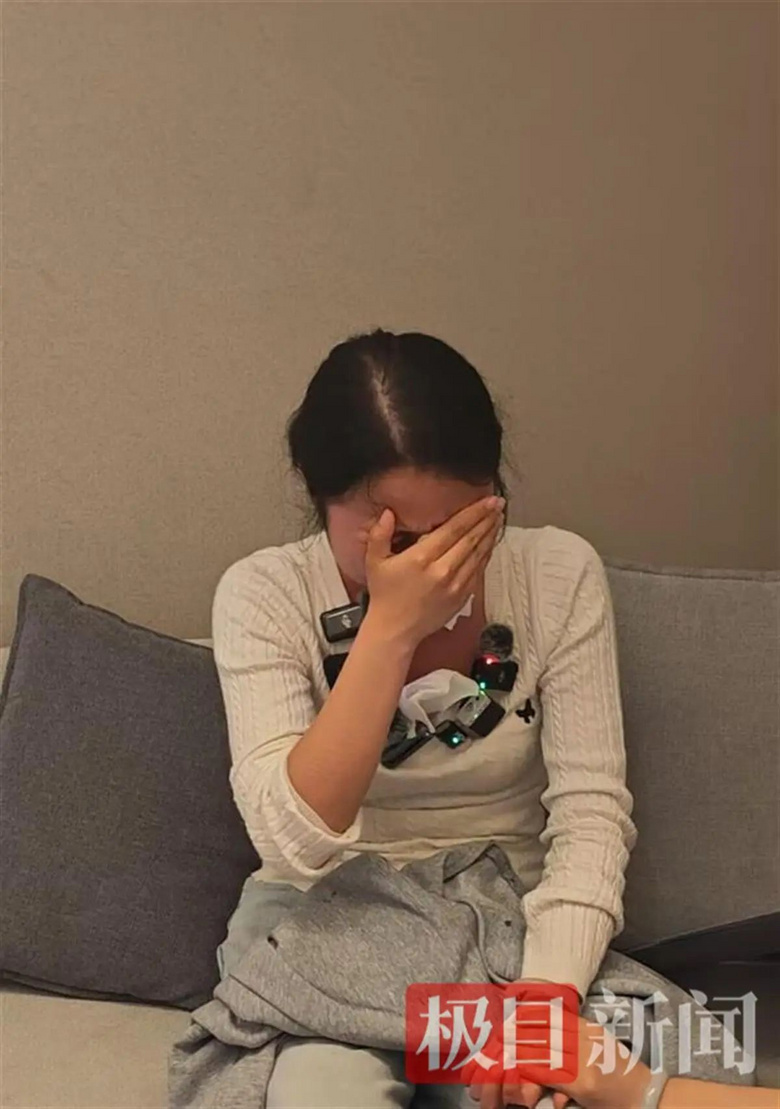 “3岁男童被生父女友虐待后死亡”案今日开庭，生母痛哭