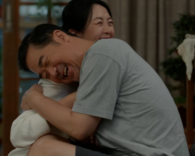 老头版《完蛋！我被美女包围了》，谈起恋爱比年轻人更狗血！
