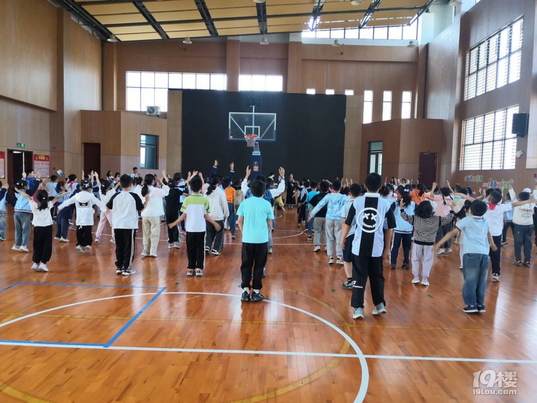 春假不“打烊” 托管有溫度——文海凌云小學(xué)春假托管班快樂(lè)開(kāi)啟