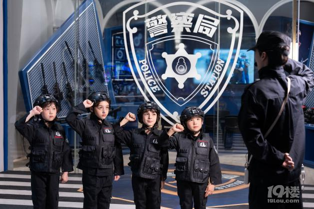 萬平超現(xiàn)實空間!超級奈爾寶全球首店重塑兒童社會能力培養(yǎng)版圖
