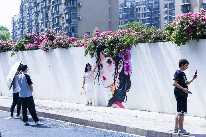 再不去就没了，杭州5个少女火遍全网，“好看，心动！”