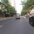 杭州骑车想走非机动车道还是真难哦。