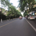 杭州骑车想走非机动车道还是真难哦。