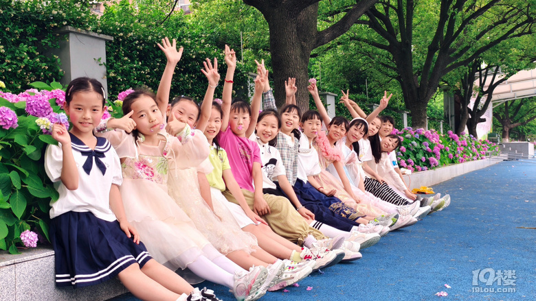 杭實外的師生們,每天都在“花園”里開啟求知之旅