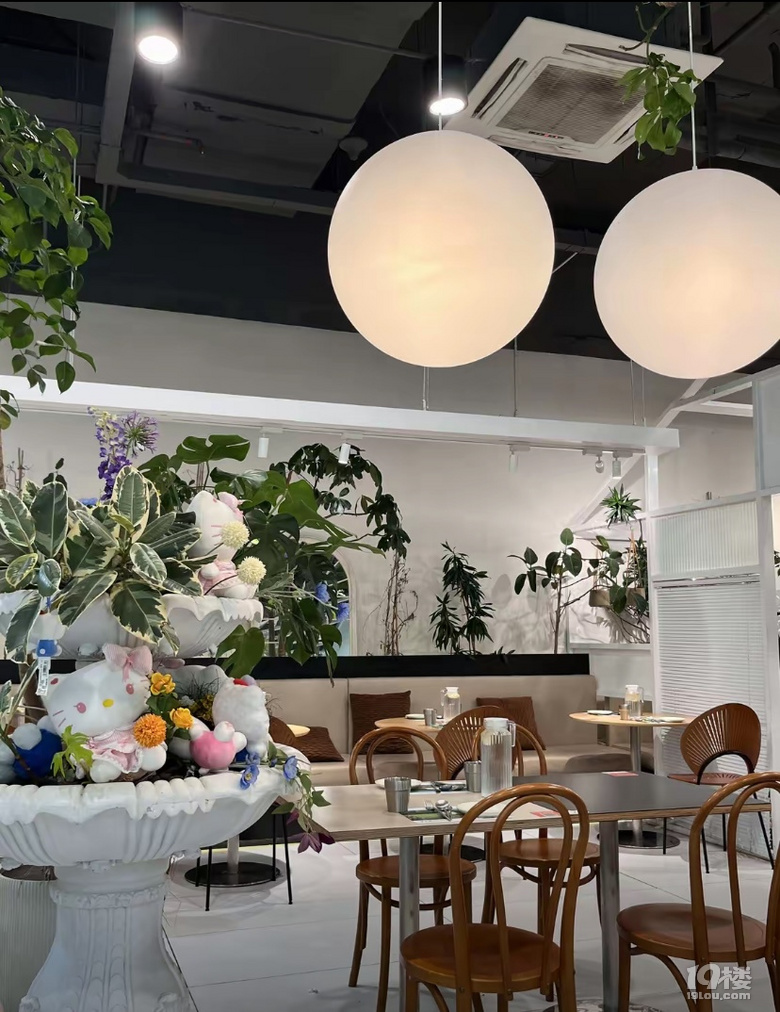 缦云里花园餐厅吃个漂亮饭
