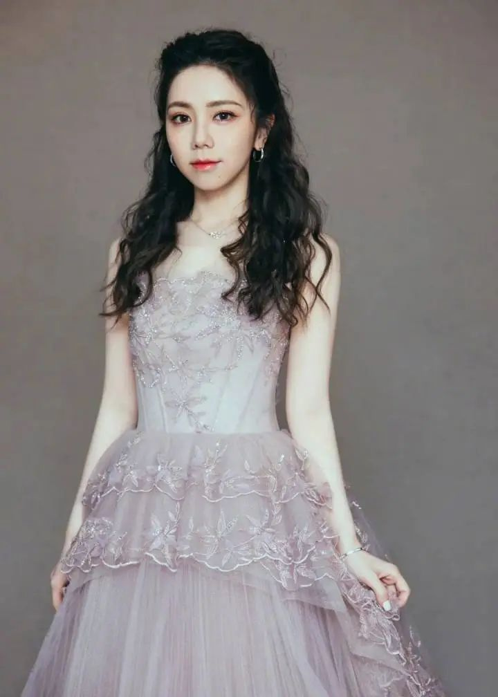 知名女星发长文：6年，1分钱都没拿到！