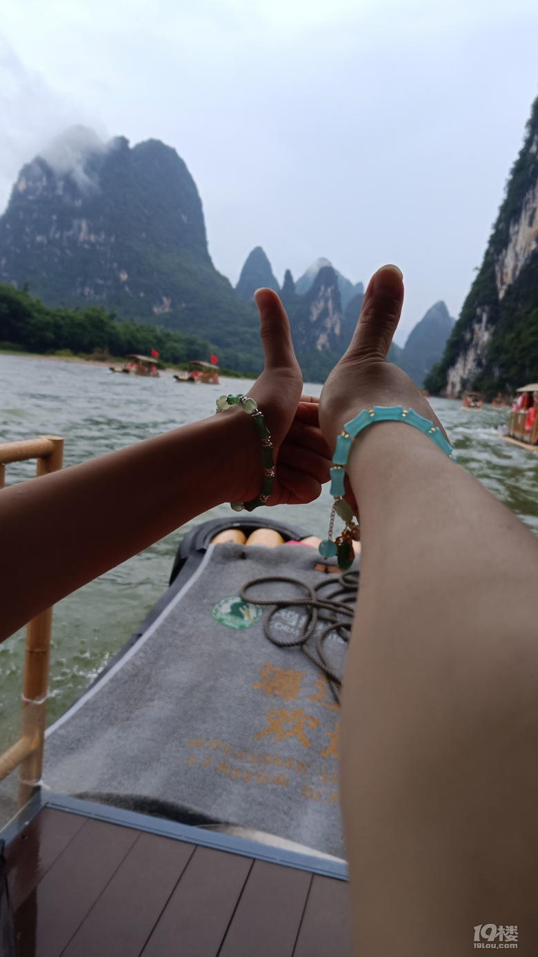 盛夏时的桂林游山玩水钻洞洞