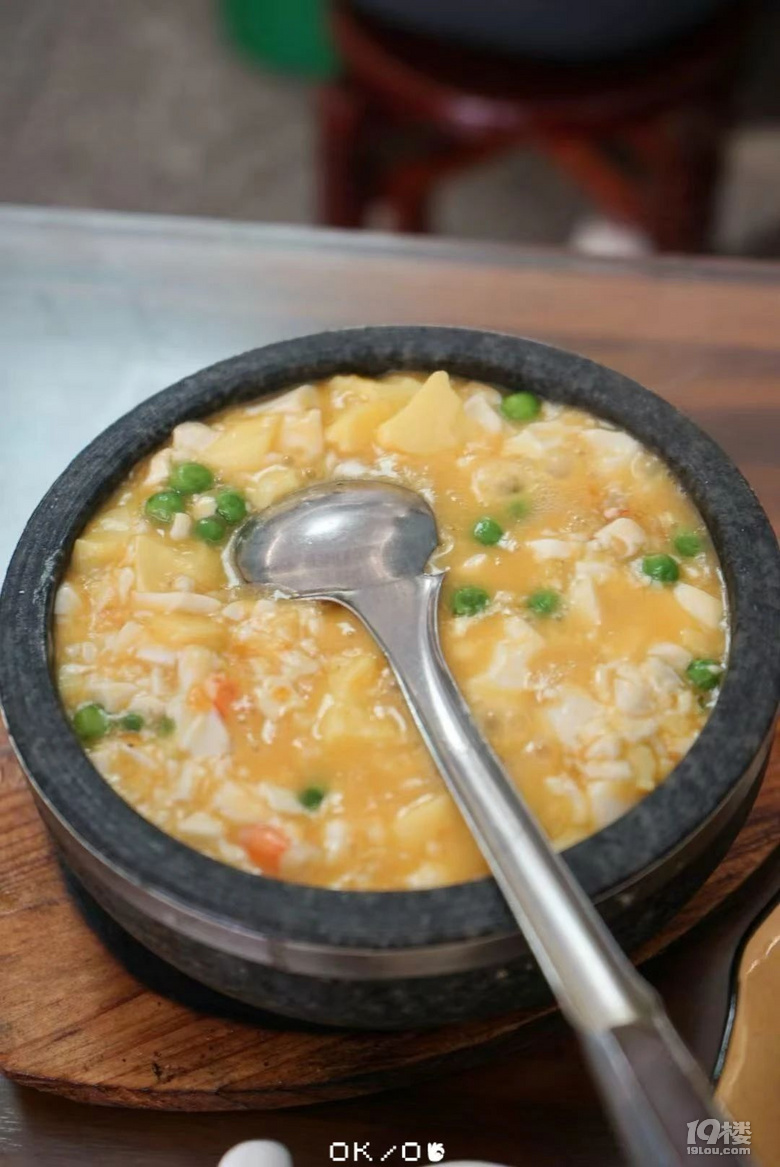 大学城旁的热炒店,果然有两把刷子