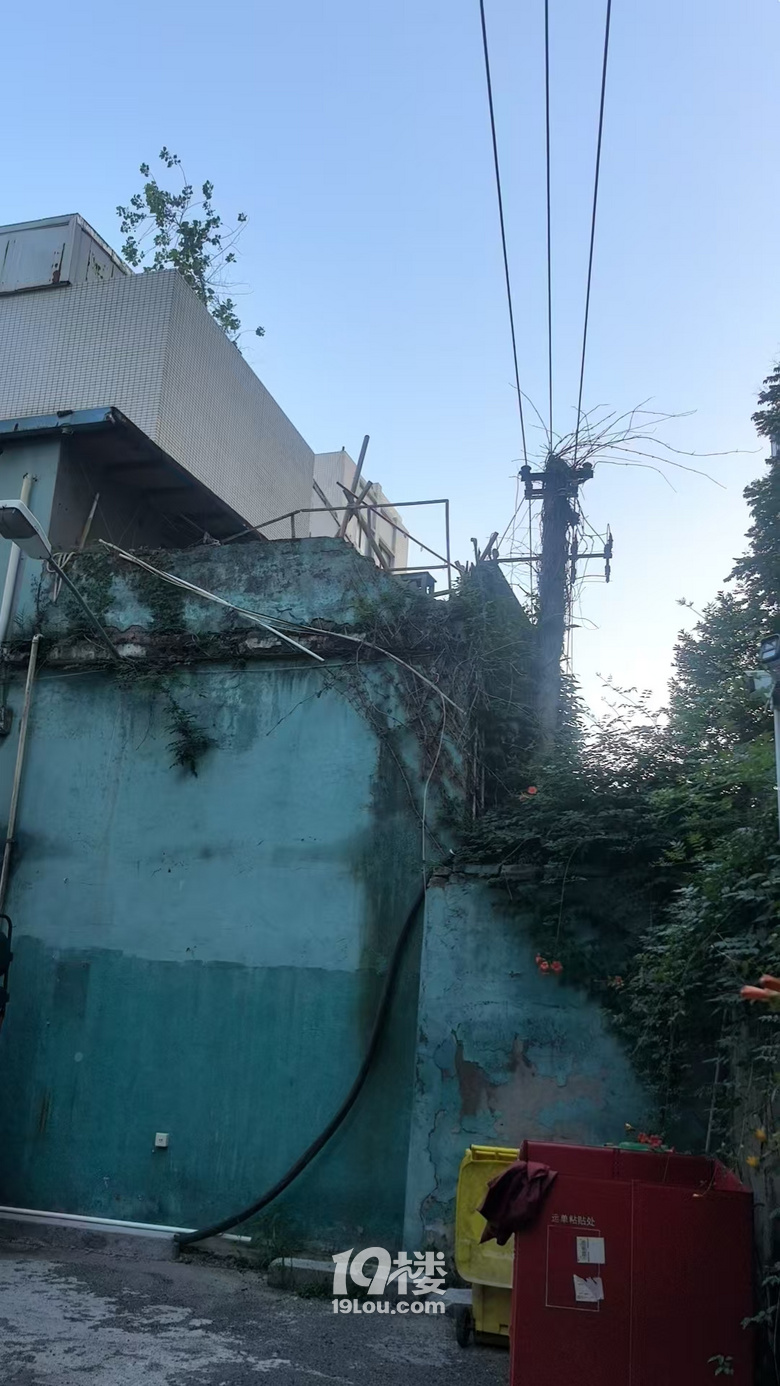 【19樓幫幫團】本來很近的地鐵口卻要繞路一公里才能到