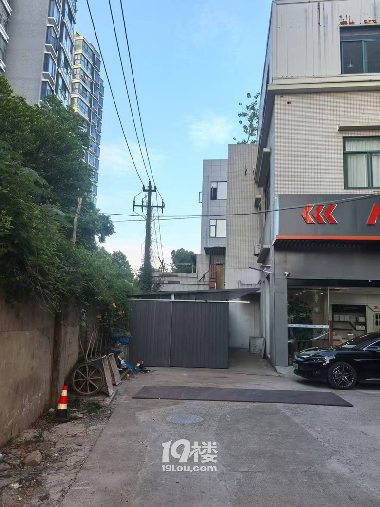 【19樓幫幫團】本來很近的地鐵口卻要繞路一公里才能到