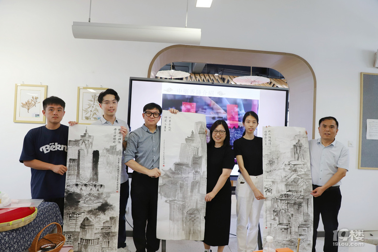 篤行致遠(yuǎn)筑情誼 同根同源傳文脈——香港蘇浙公學(xué)暑期團(tuán)來訪交流